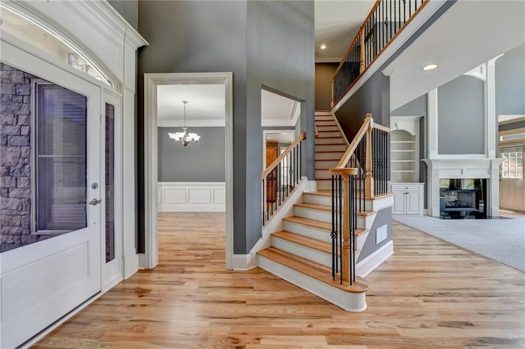 1515 Boomer Cir - Photo 2 of 24