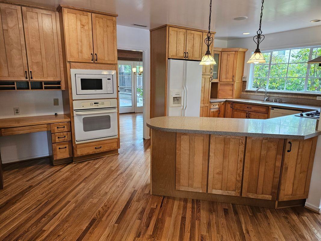 1165 Banyan St - Photo 3 of 4