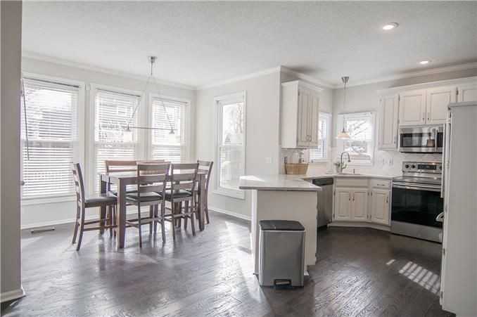 14085 W 147th Pl - Photo 3 of 17