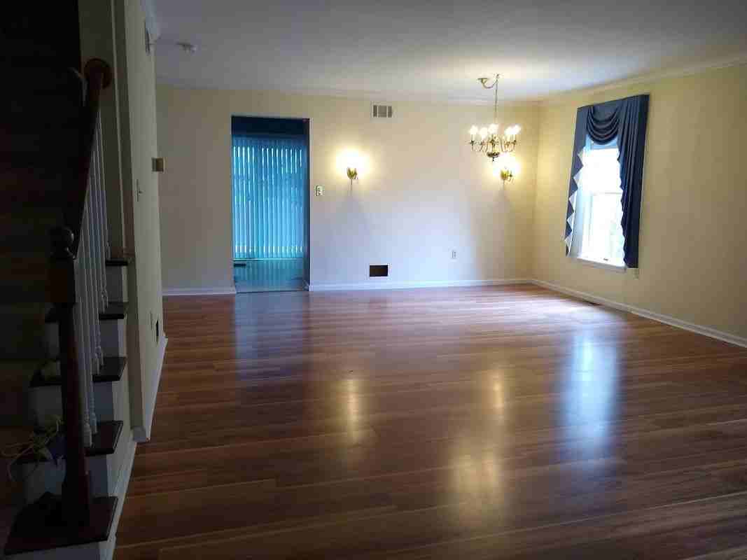 4100 Nantucket Dr - Photo 3 of 10