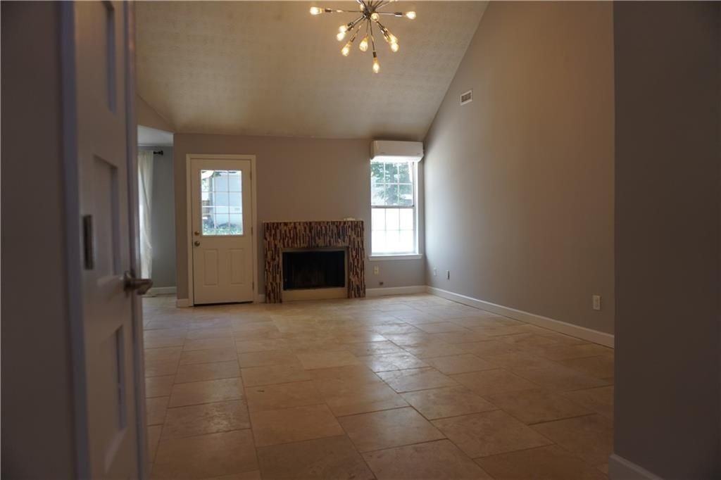 626 Beaver Run Trce - Photo 2 of 23