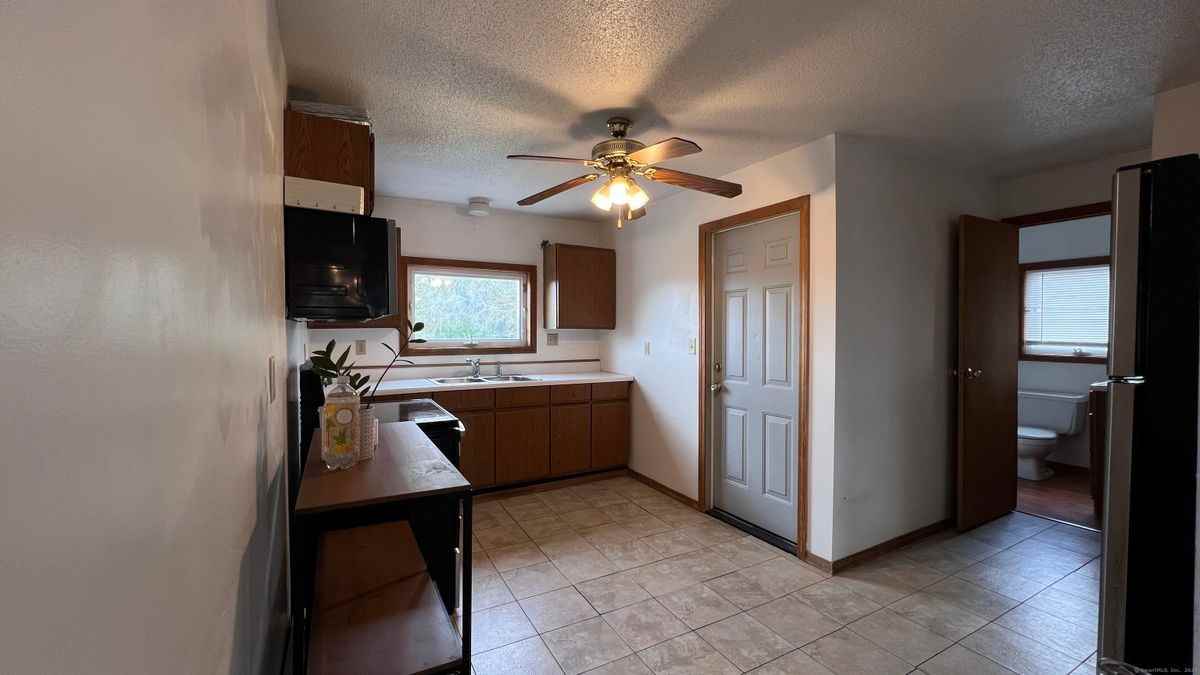 80 Williams St ##2 - Photo 2 of 16