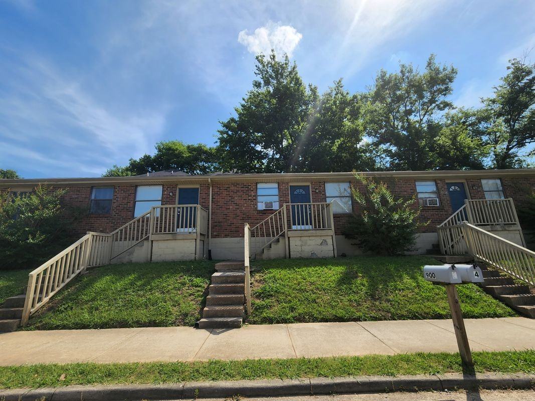 900 Shelby Ave ##3 - Photo 2 of 6