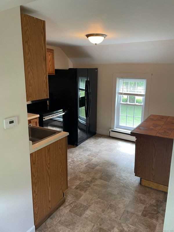 12 Huntington Rd - Photo 3 of 10