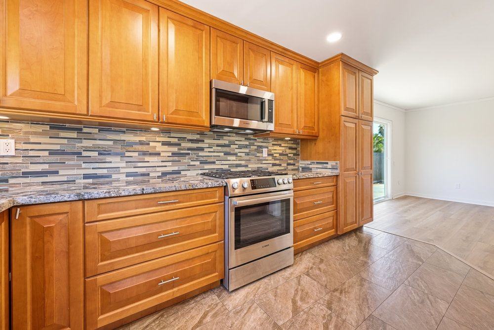 14545 Hillndale Way - Photo 3 of 13