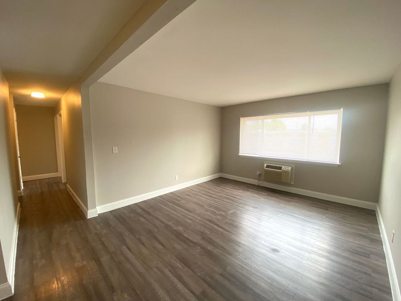 Peoria Flats - Photo 3 of 19