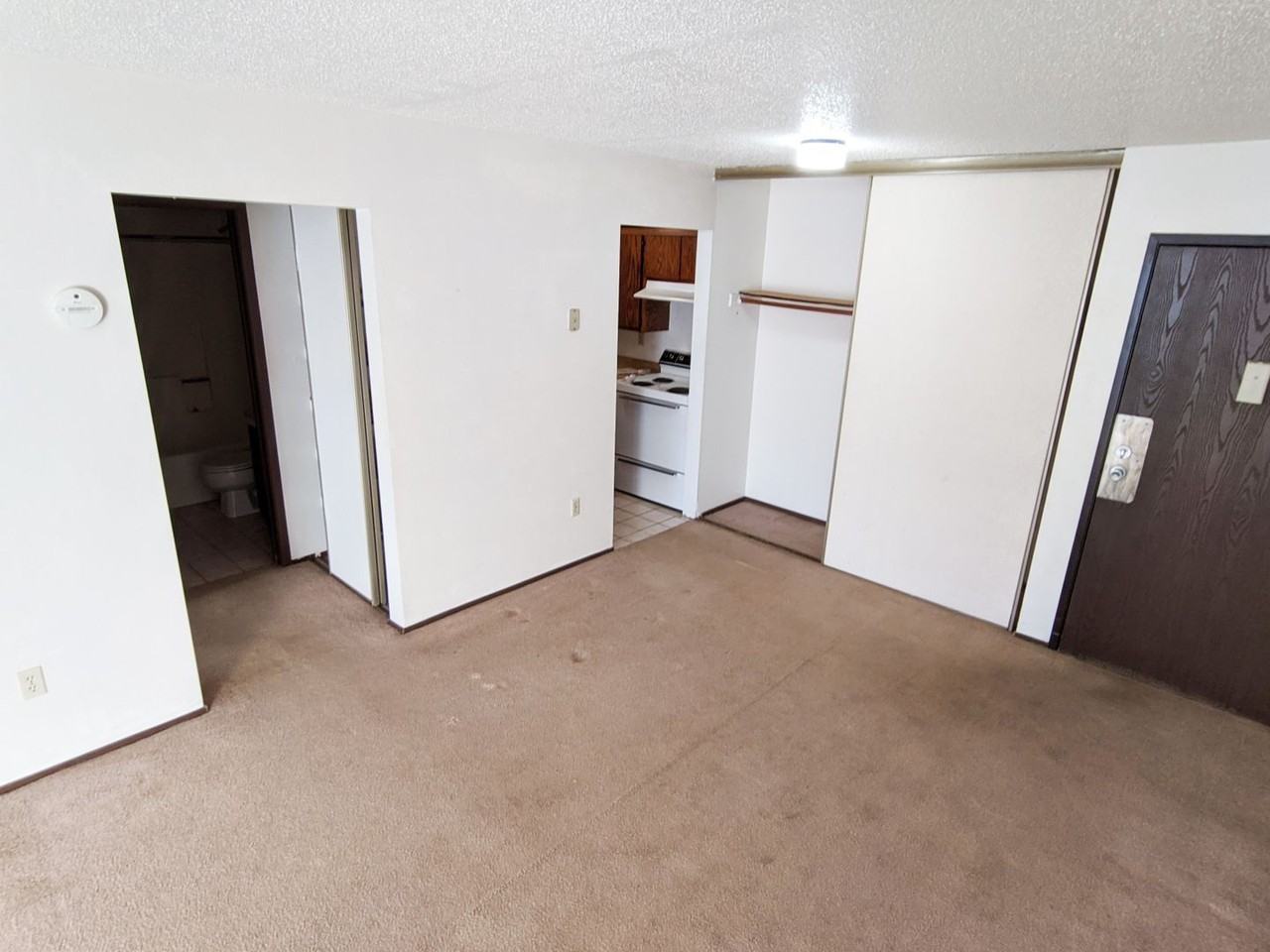 321 321 1st Ave SE - RHS LONS- #13 - Photo 2 of 9