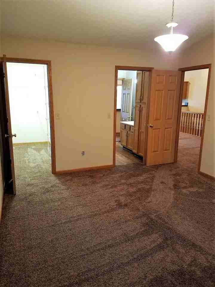 Long Drive Villas - Photo 5 of 13