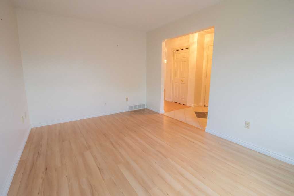 3394 Cardinal Dr - Photo 3 of 40