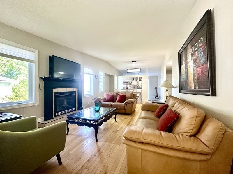 73 Lachaine St - Photo 3 of 14