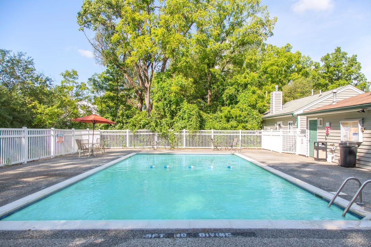 23960 Middlebelt Rd. - Photo 6 of 15