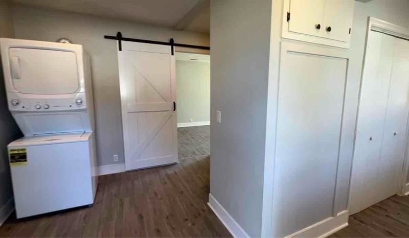 212 N Caswell St #B - Photo 3 of 6