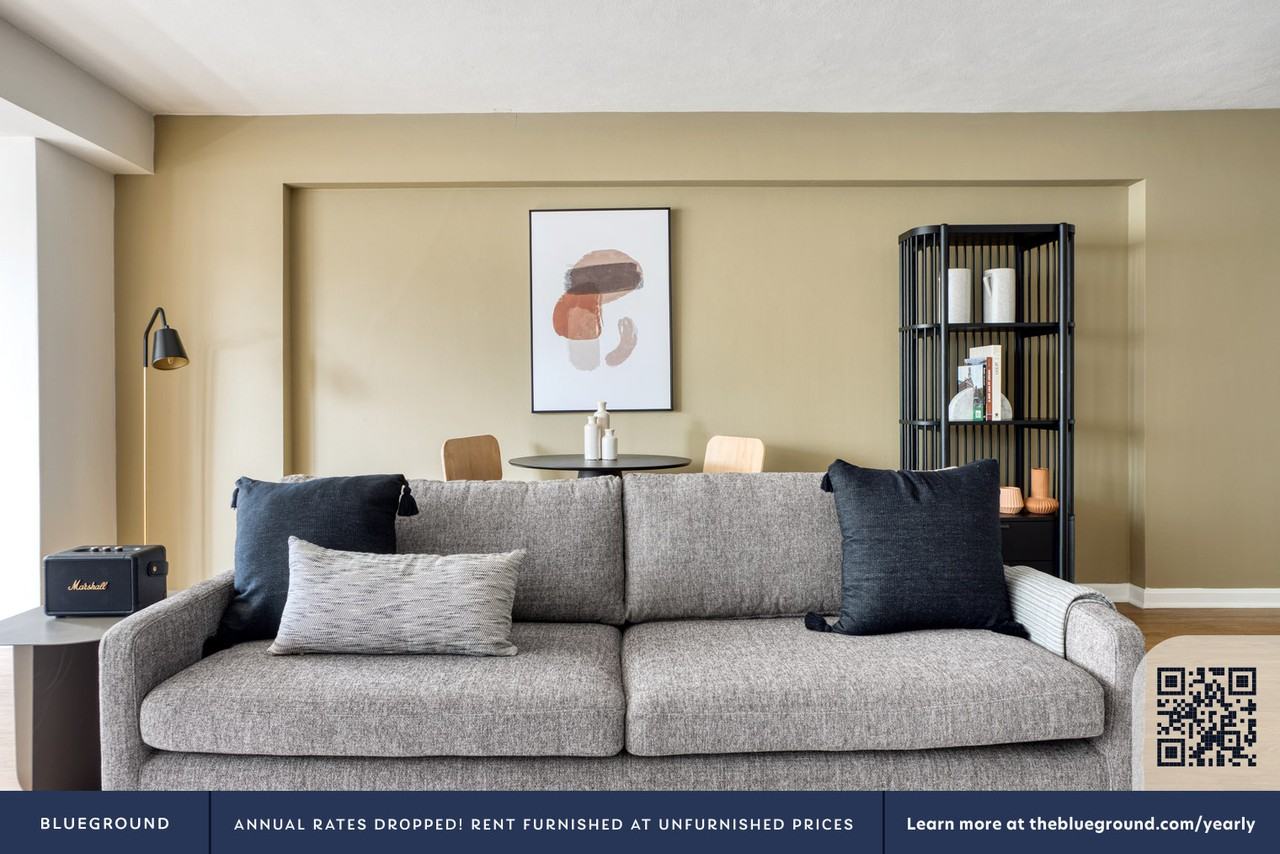 1 Emerson Place - Photo 3 of 33