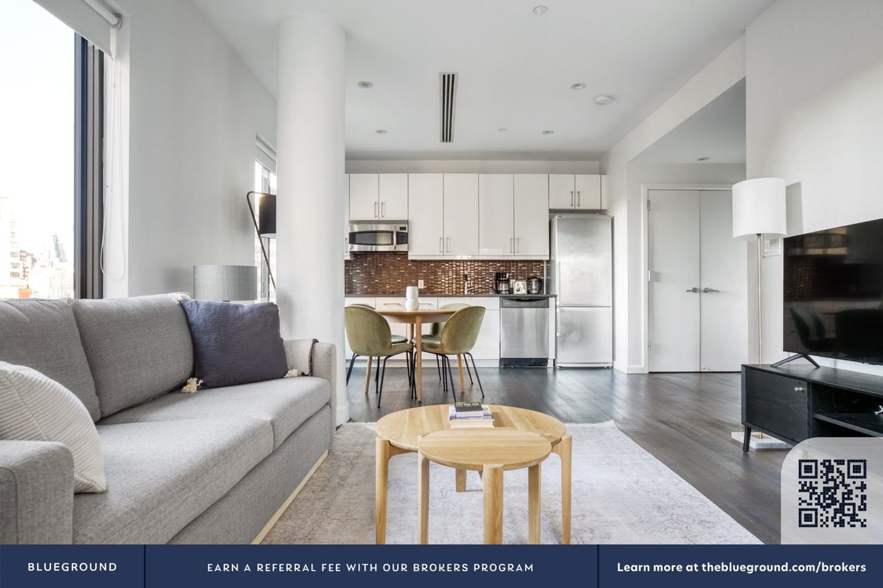 830 8th Avenue - Photo 5 of 68