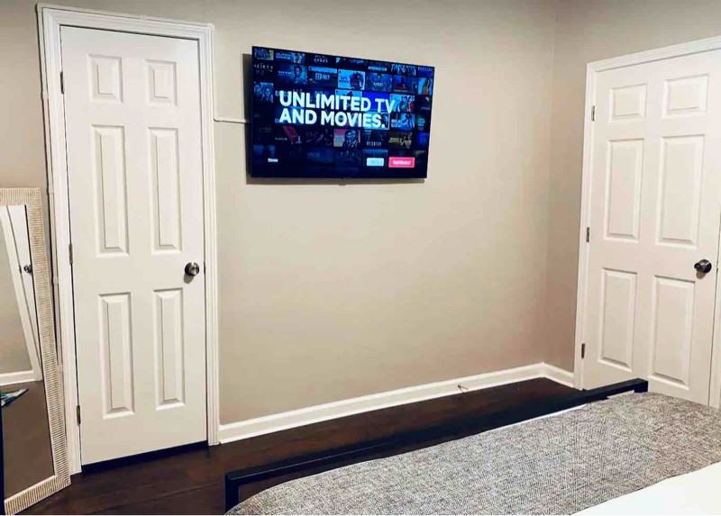 1418 Boulevard Southeast - Photo 6 of 11