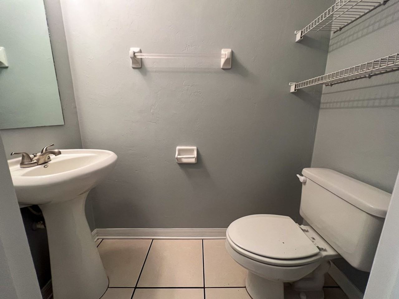 5048 Nw 1st Pl - Photo 3 of 33