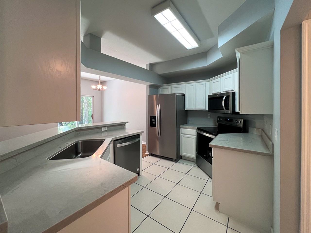 5048 Nw 1st Pl - Photo 4 of 33