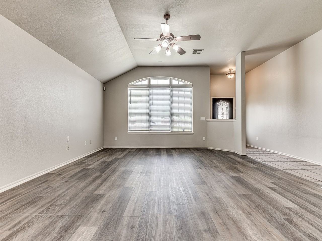 21862 Meadow Mist Cir - Photo 6 of 27