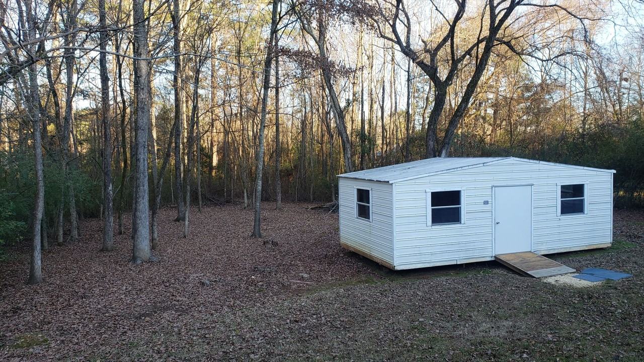 615 Alexandria Rd Sw - Photo 3 of 13