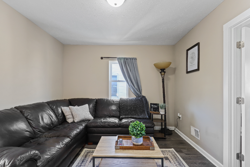 124 Griggs St Sw #2 - Photo 3 of 14