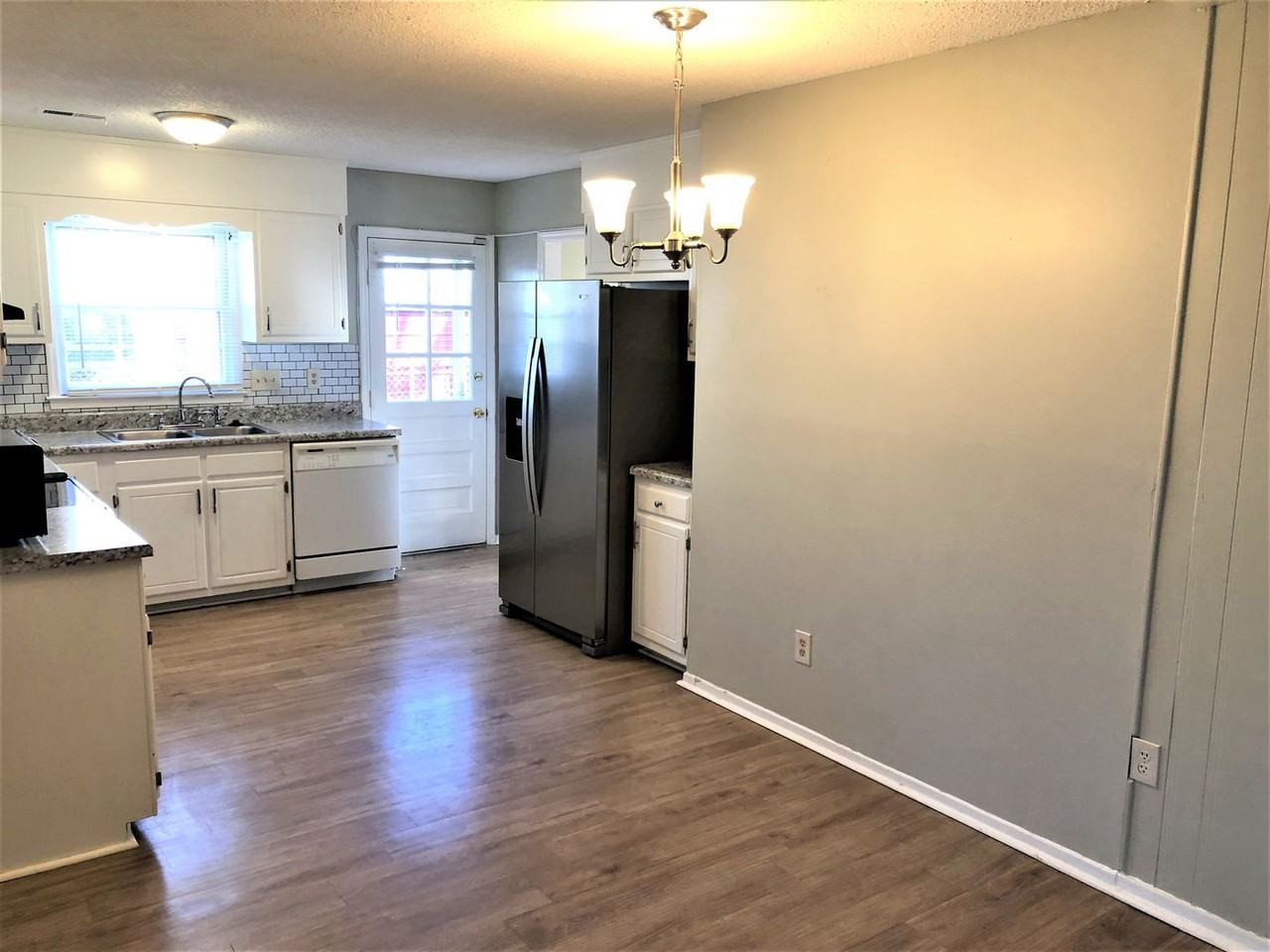 2900 Glen Hollow Rd - Photo 5 of 30