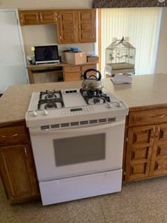 4421 E 8th St - Photo 3 of 12