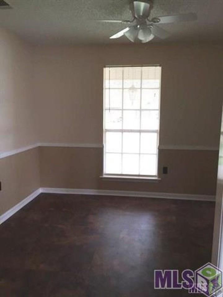 40111 La Rochelle Rd - Photo 7 of 29