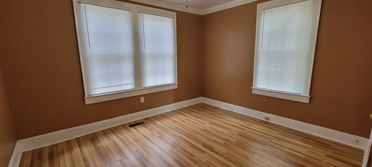 1620 Christine Dr - Photo 5 of 12