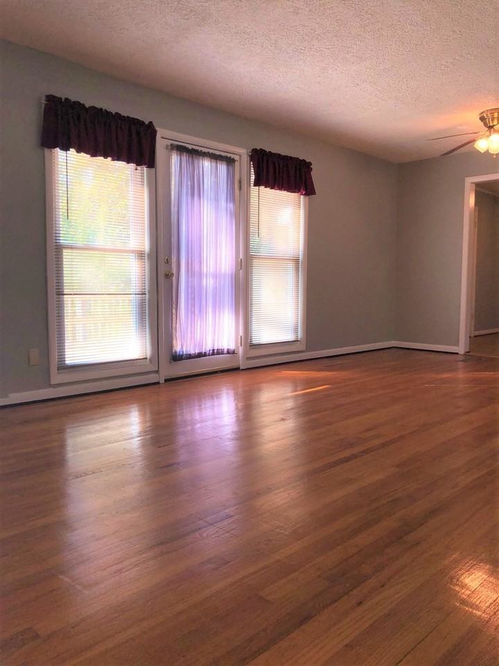 98 Montclair Cir - Photo 5 of 28