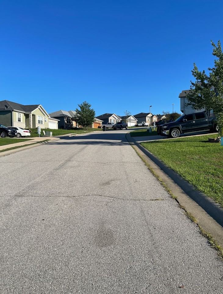 103 Sandstone Dr - Photo 6 of 39