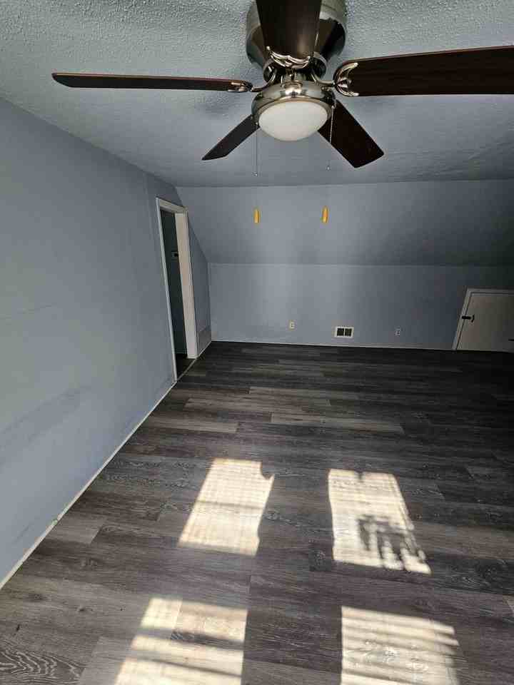 910 Washington Rd. (Duplex) - Photo 3 of 5