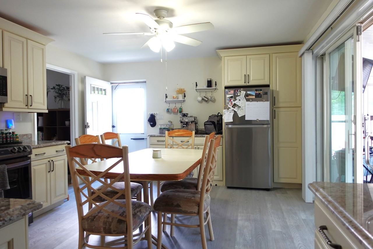 34 44th St - Photo 2 of 6
