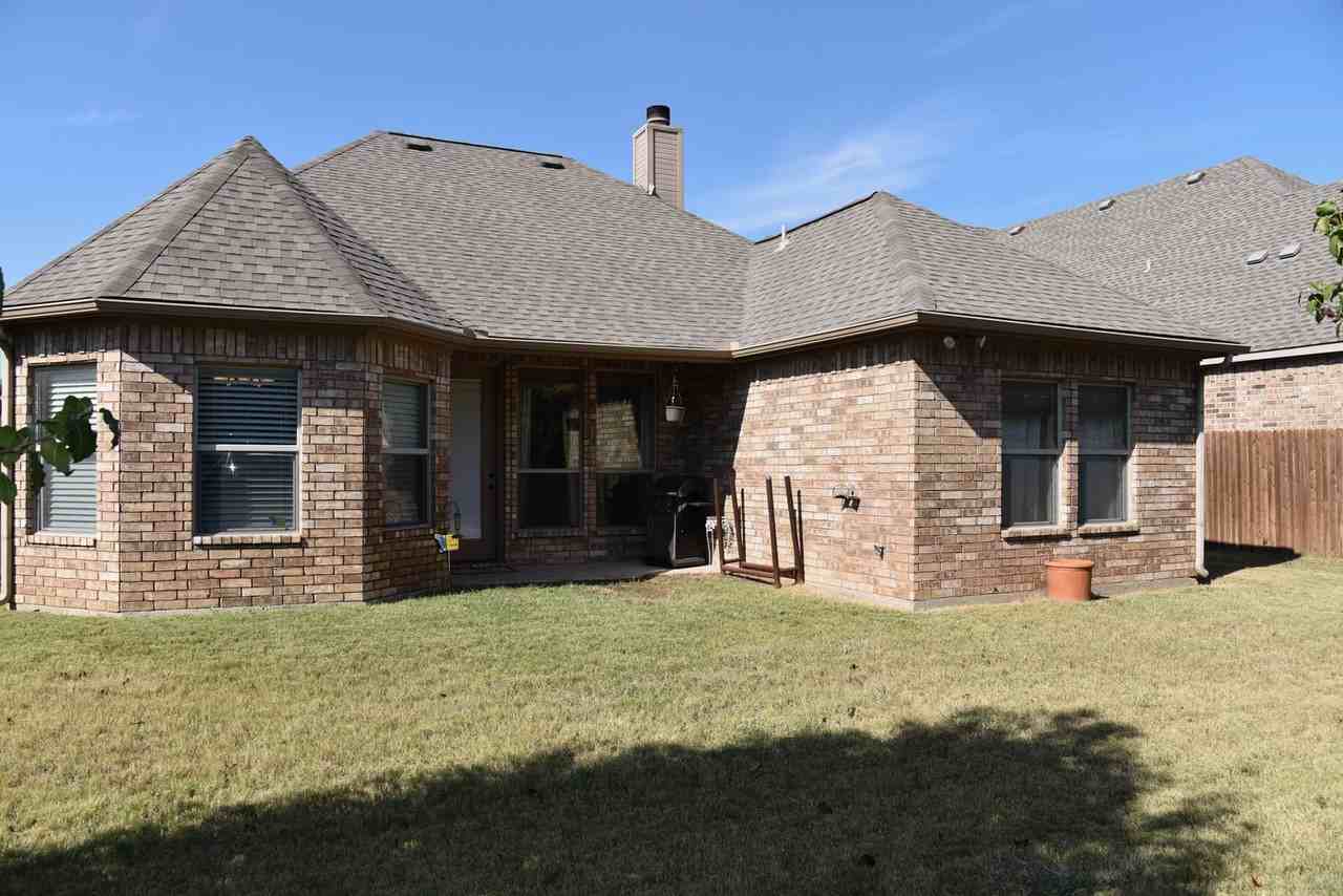 3009 College Ave - Photo 2 of 17