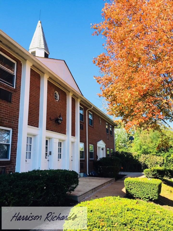 Tremaine Place - Photo 2 of 7