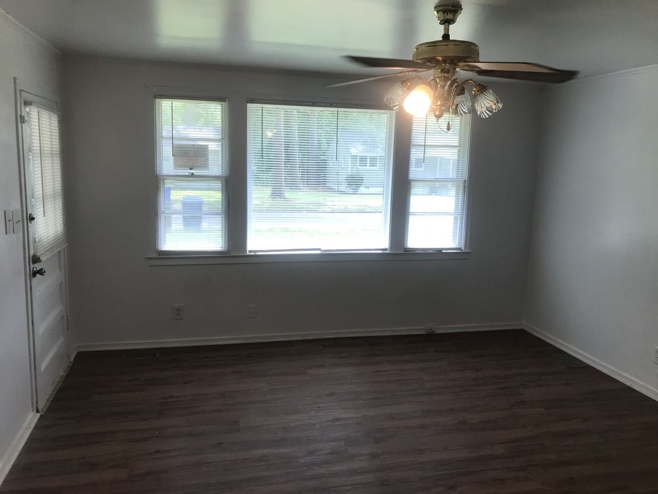 2215 Ivy Rd #NA - Photo 2 of 12