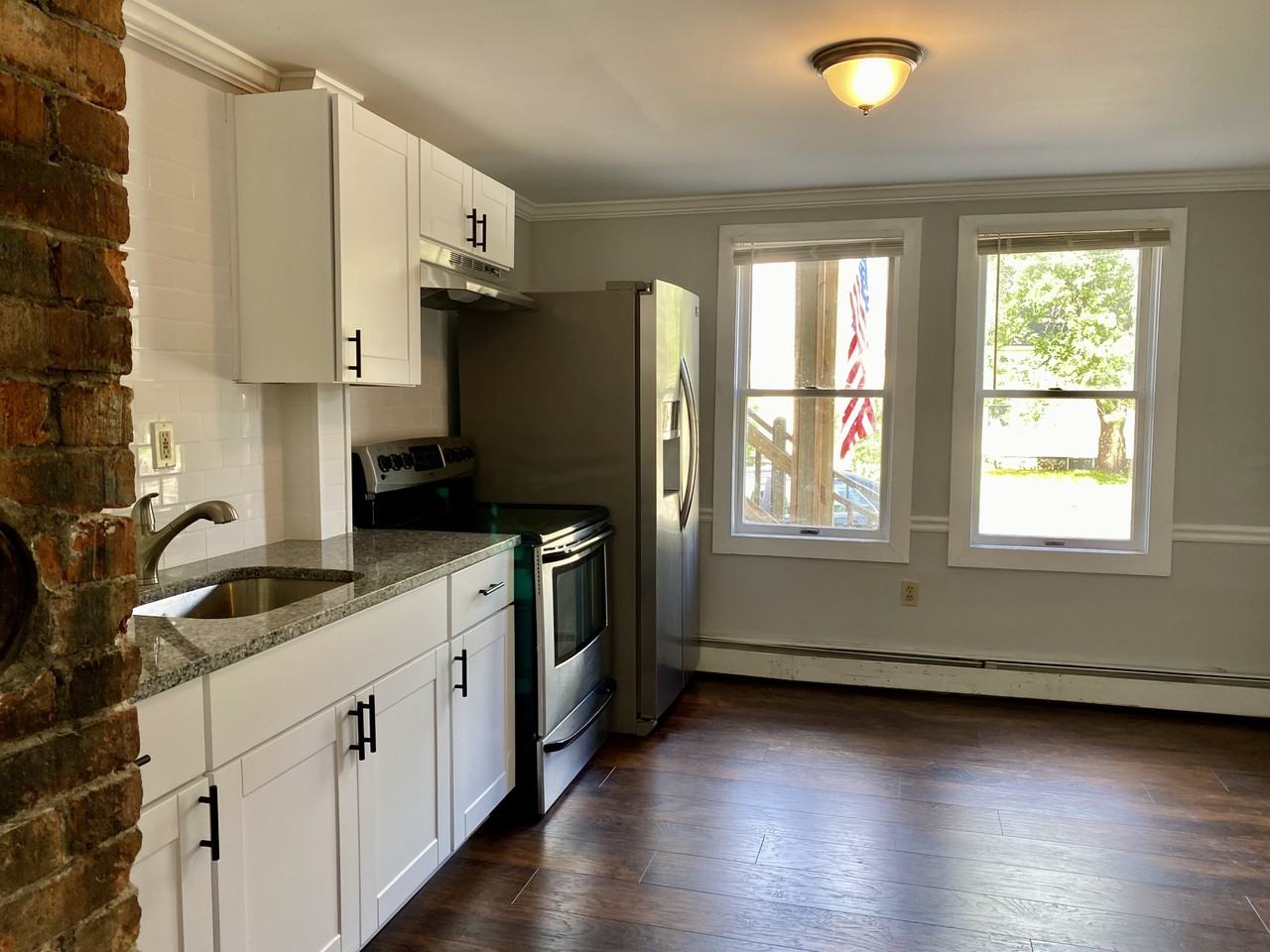 21 Ray St #C - Photo 2 of 15