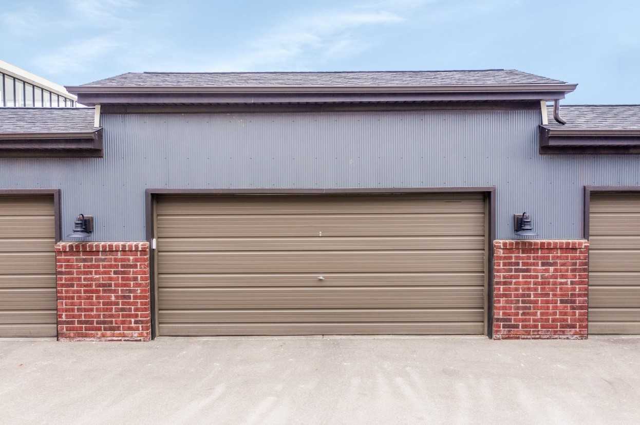 1230 Diamond Ct #F - Photo 2 of 11