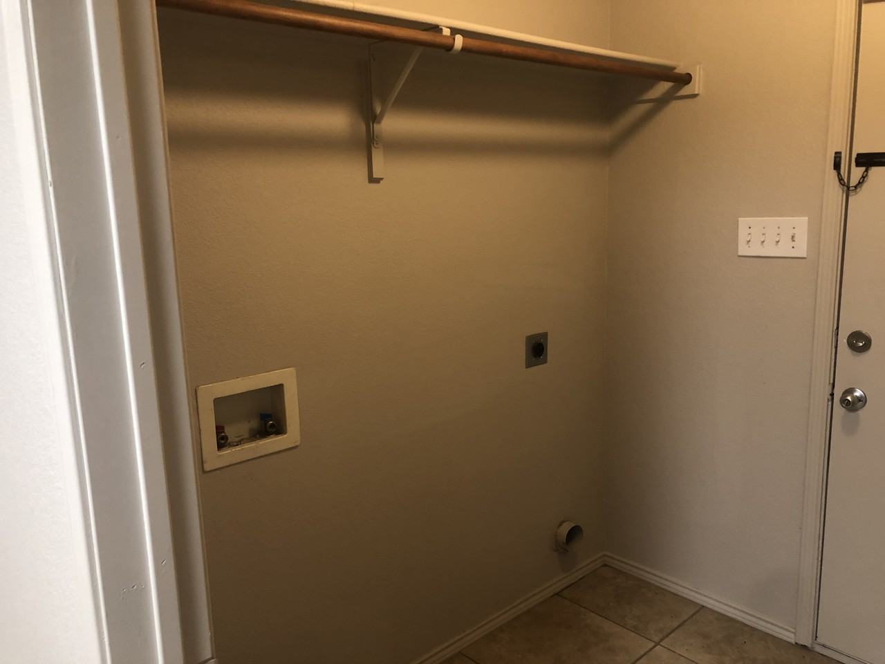 748 Eagle Dr #NA - Photo 4 of 11