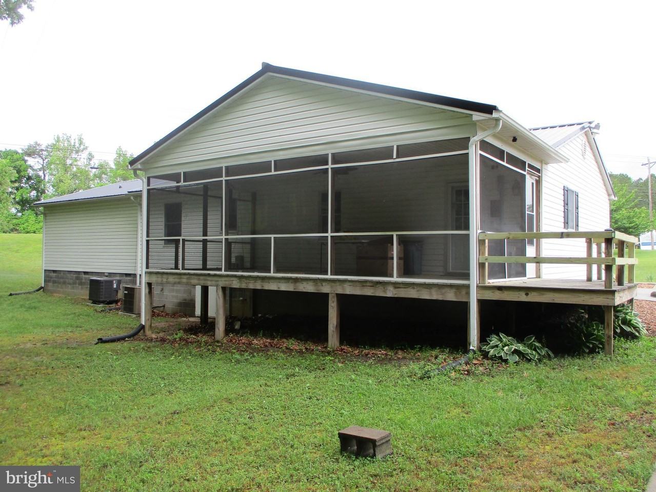 42856 Higgs Ln - Photo 2 of 3