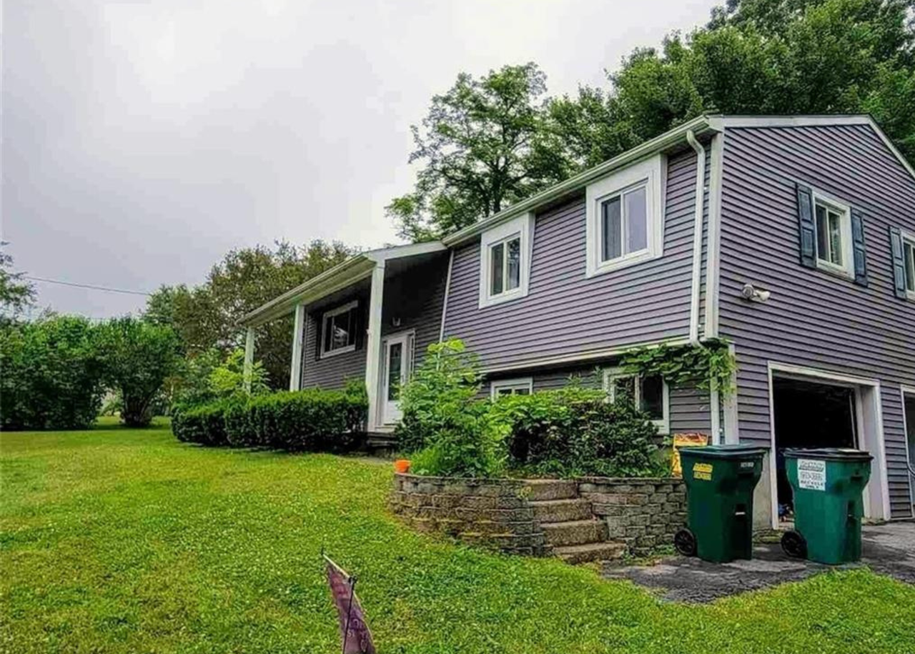 10 Tina Dr - Photo 2 of 15