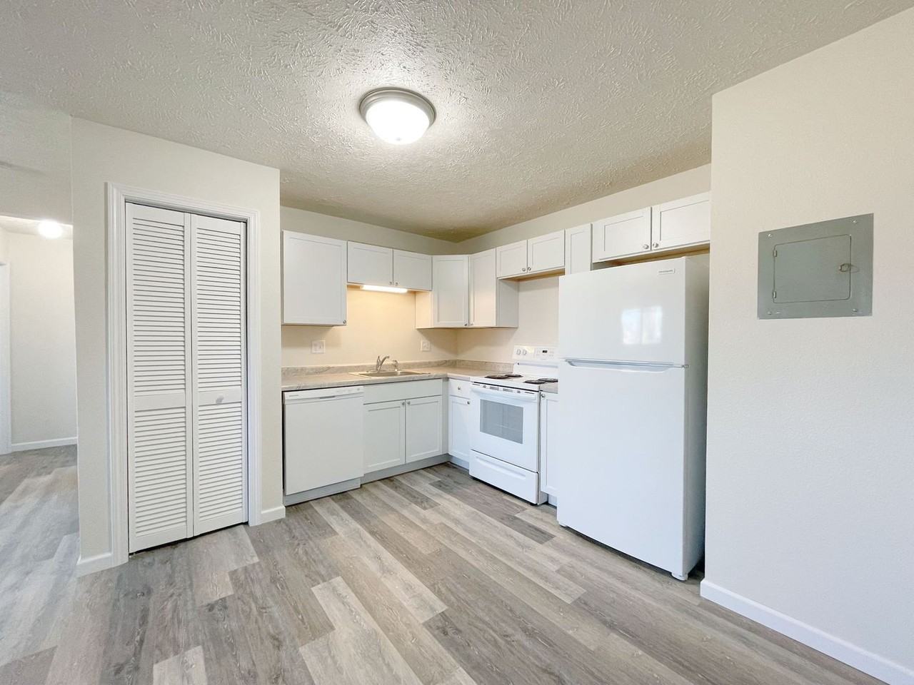 Cedarwood North - Photo 3 of 50