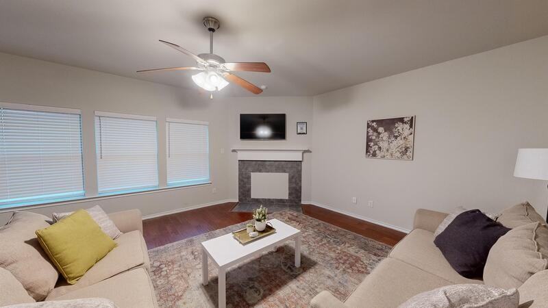 148 Clark Dr - Photo 2 of 9