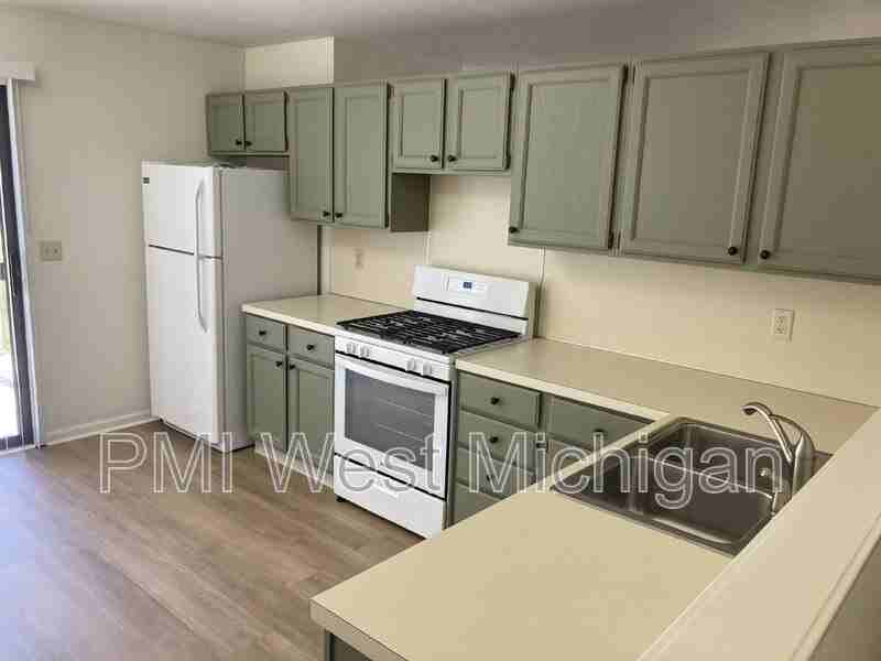 2703 Woodmeadow Dr Se - Photo 3 of 45