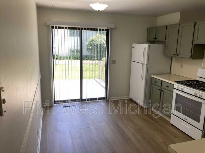 2703 Woodmeadow Dr Se - Photo 4 of 45
