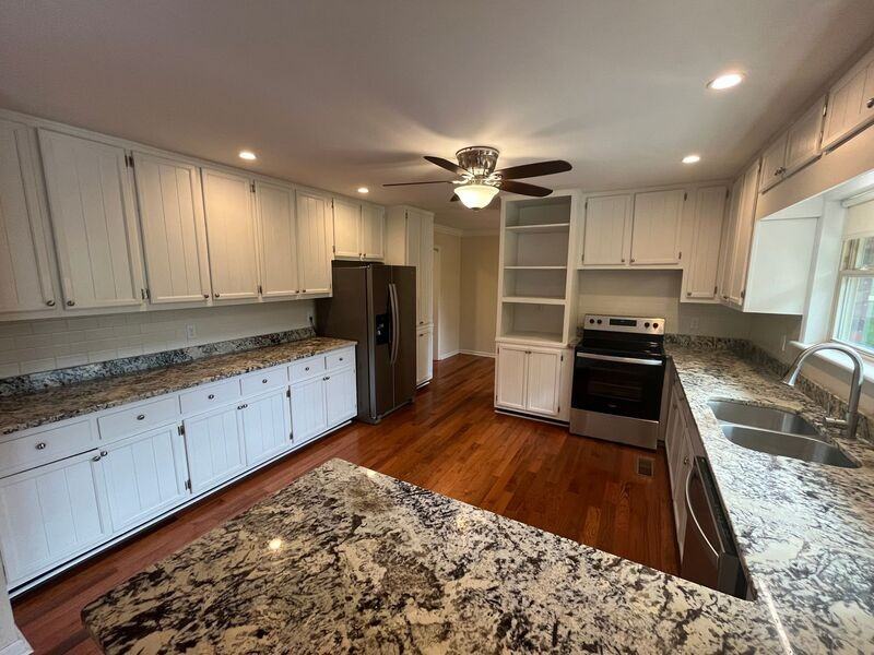 11514 Birchwood Pike - Photo 2 of 38