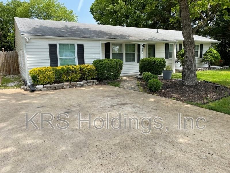 8011 Beckner Ct - Photo 2 of 29