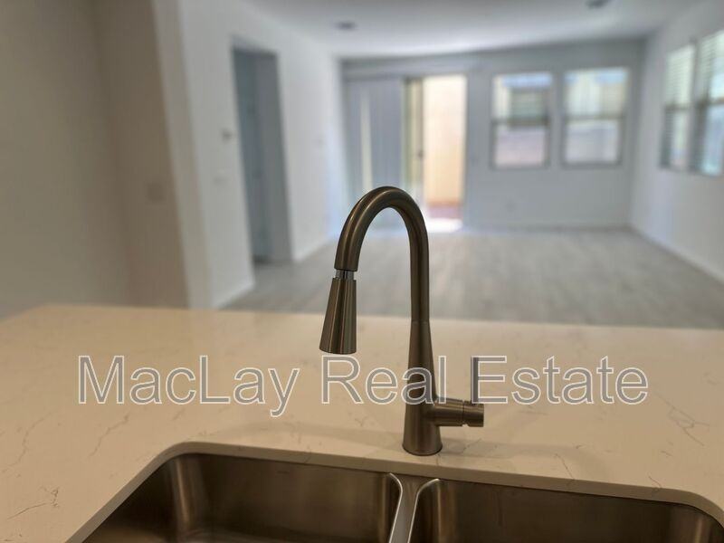 3809 N 100th Dr - Photo 3 of 22