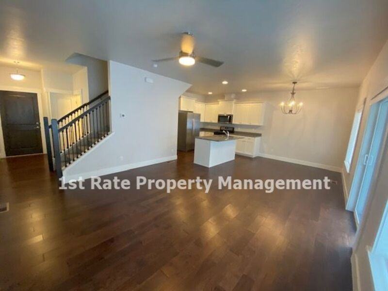 399 S Academy Ln - Photo 6 of 25