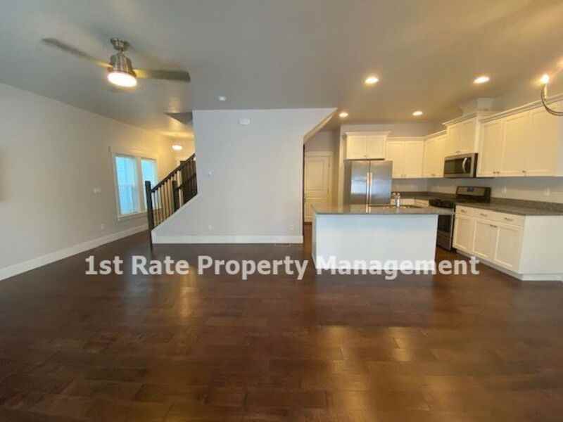 399 S Academy Ln - Photo 5 of 27