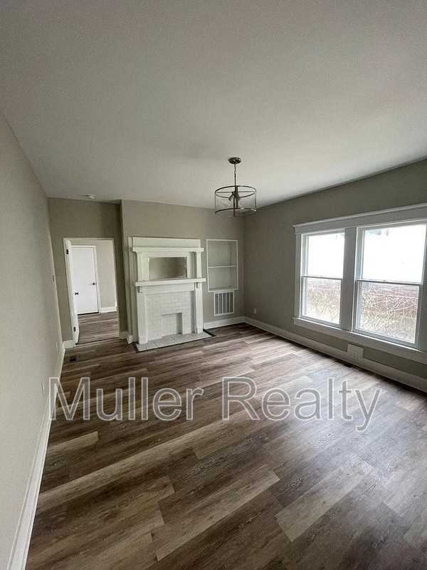 1421 Mccroskey Ave #2 - Photo 3 of 7